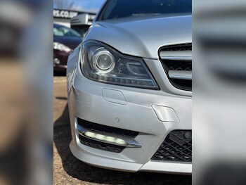 Used Mercedes-Benz C Class 2012 for sale - 78116354: Photo