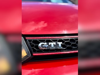Used Volkswagen Golf 2010 for sale - 78784136: Photo