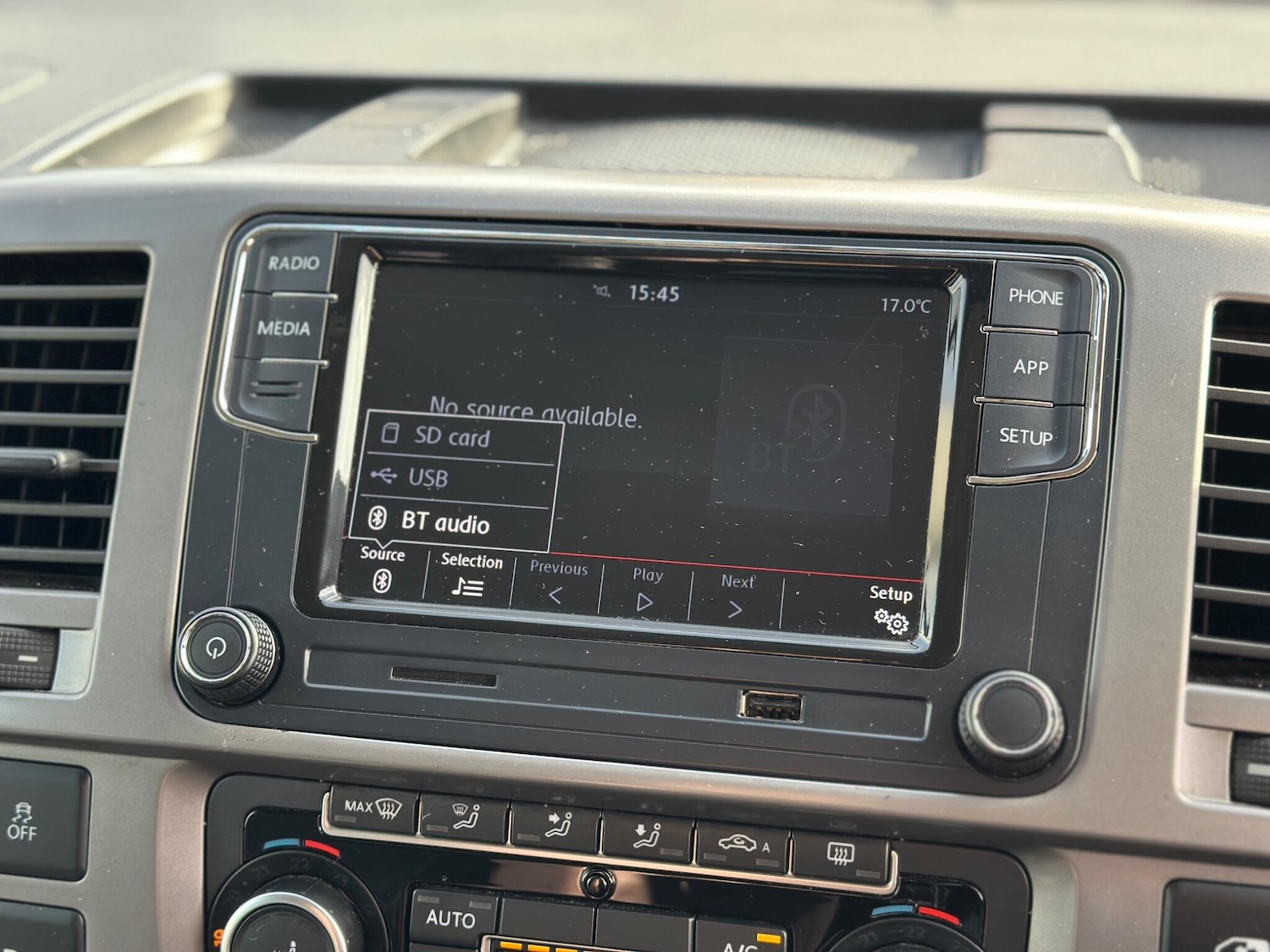 Used Volkswagen Caravelle 2014 for sale - 76945976: Photo 17