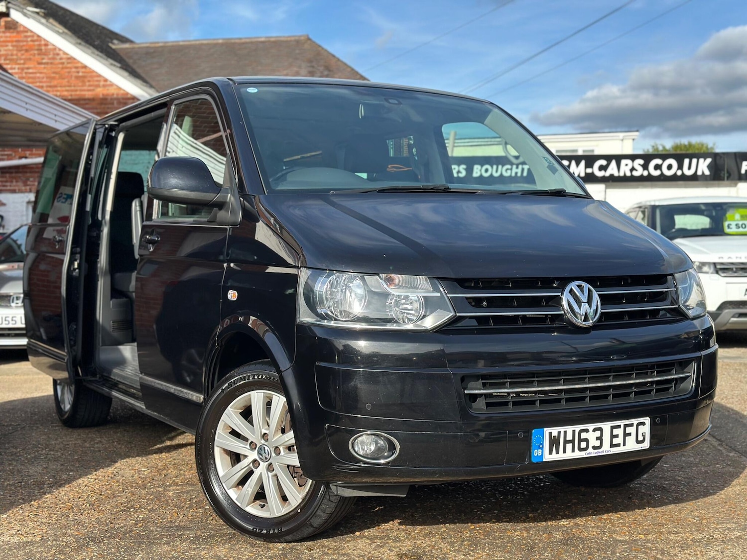 Used Volkswagen Caravelle 2014 for sale - 76945976: Photo 2