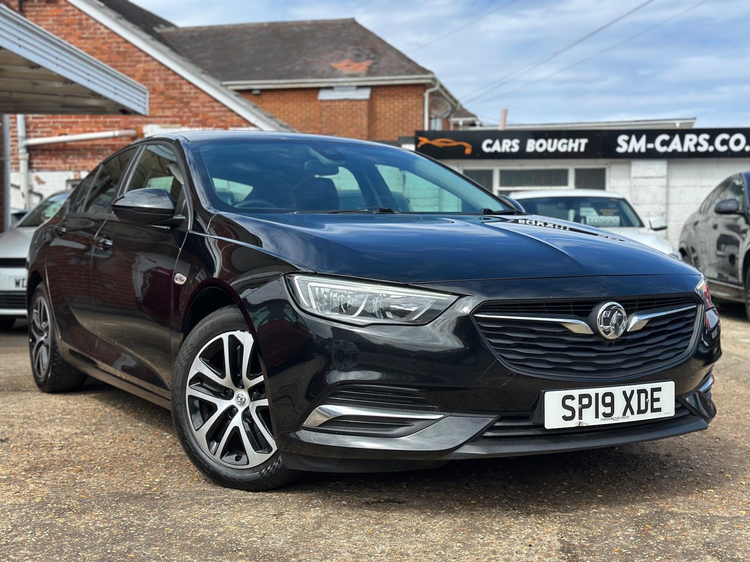 Used Vauxhall Insignia 2019 for sale - 78047252: Photo 1