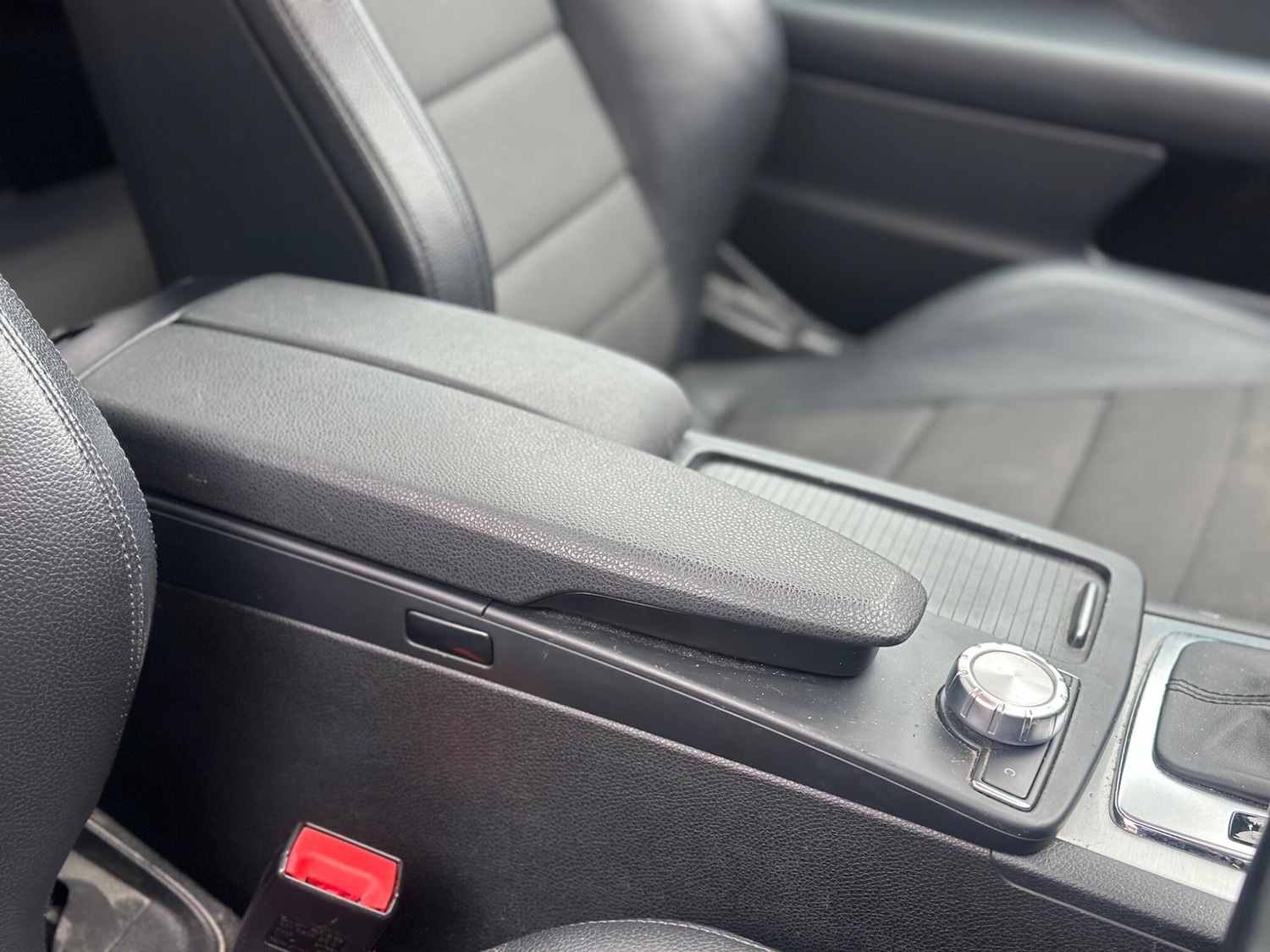 Used Mercedes-Benz C Class 2019 for sale - 76976446: Photo 25