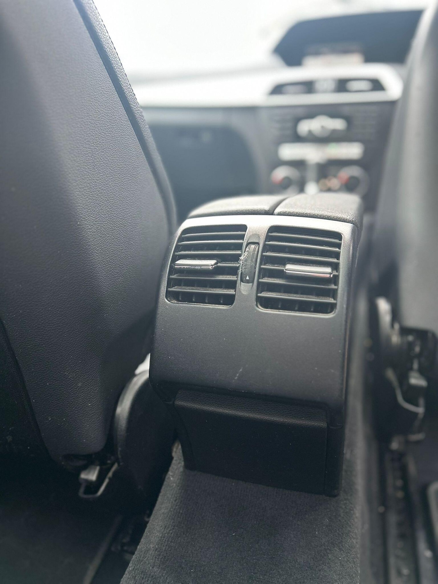 Used Mercedes-Benz C Class 2019 for sale - 76976446: Photo 34