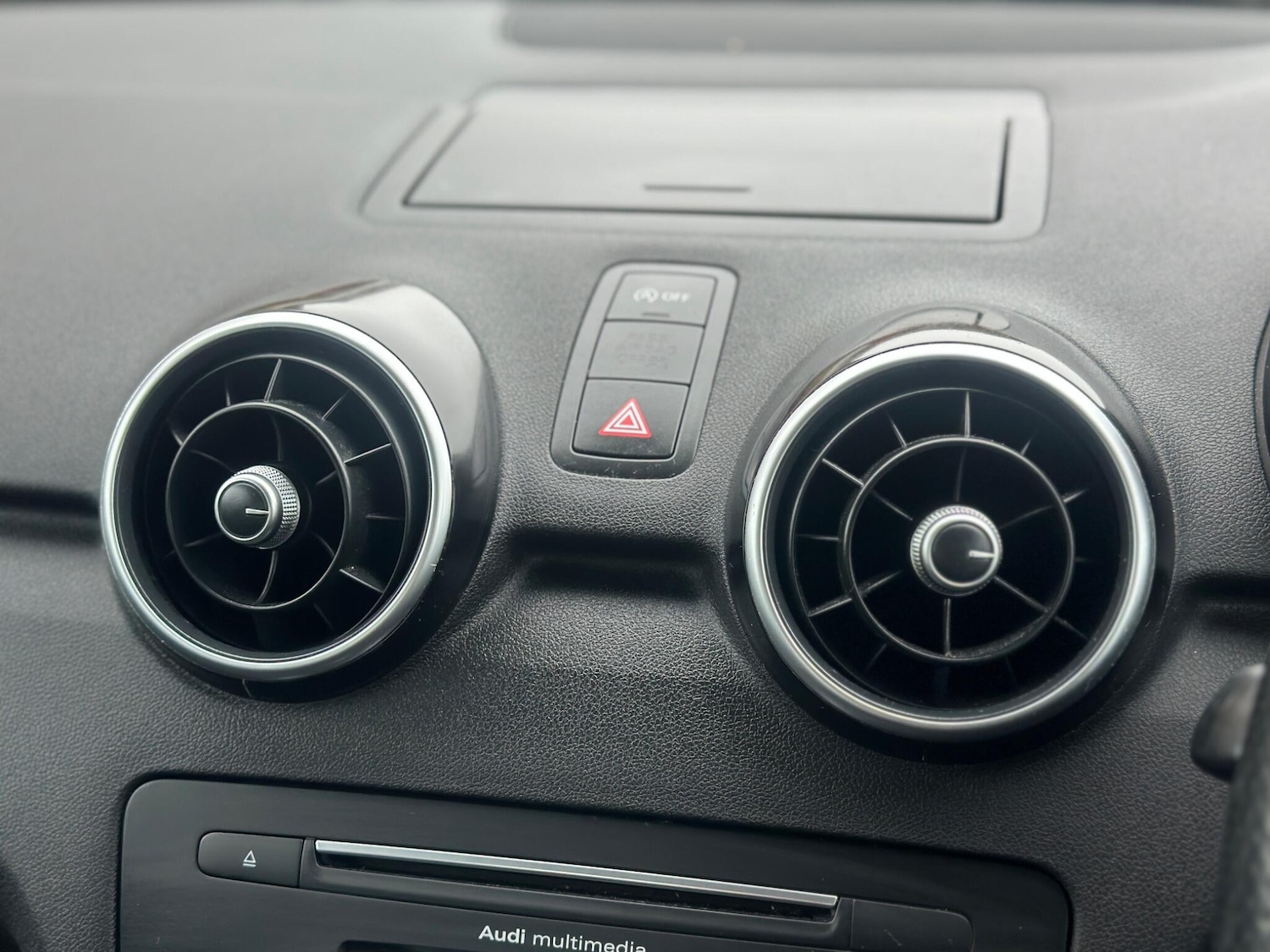 Used Audi A1 2015 for sale - 77510164: Photo 21