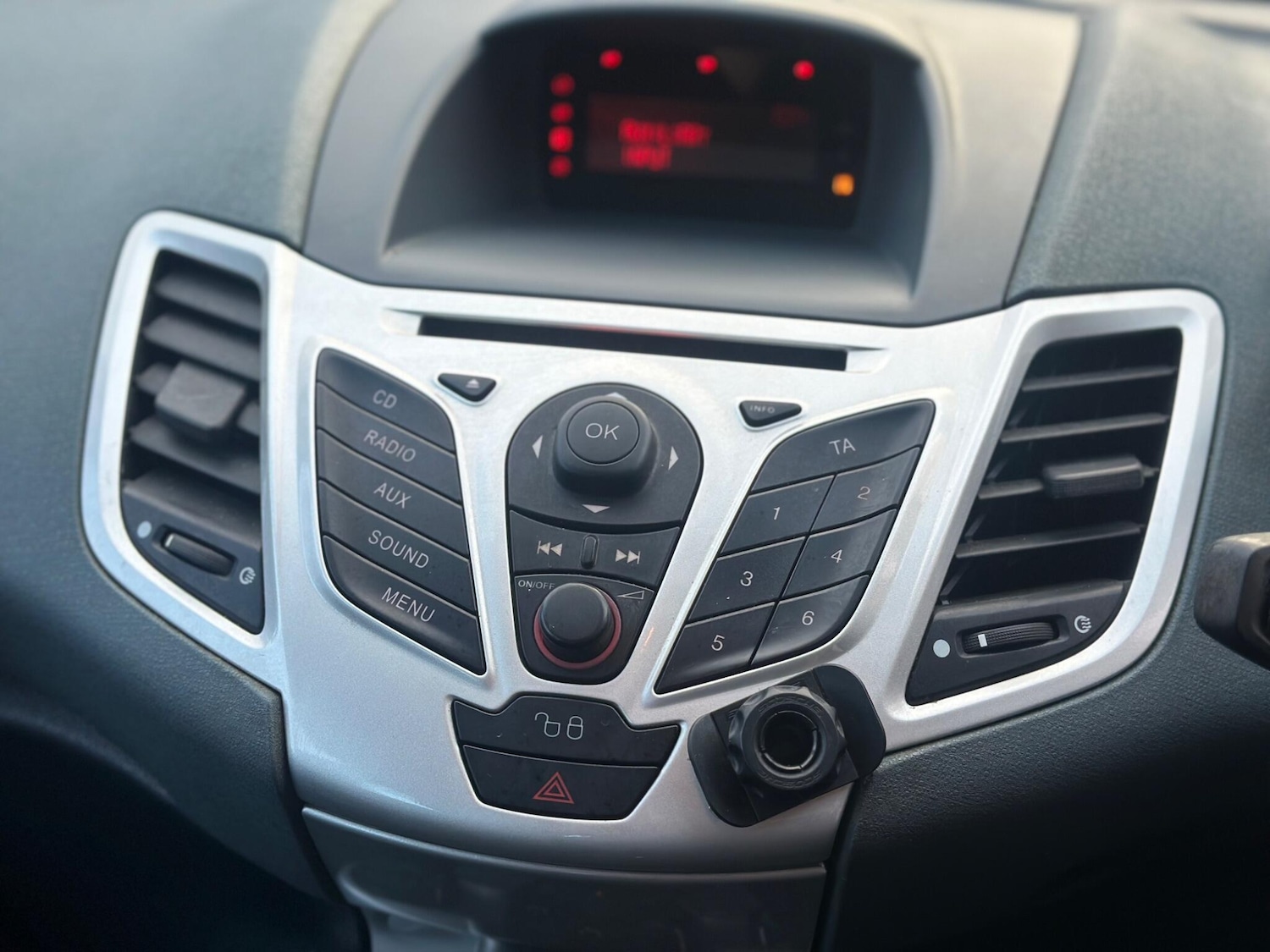 Used Ford Fiesta for sale - 77016898: Photo 16