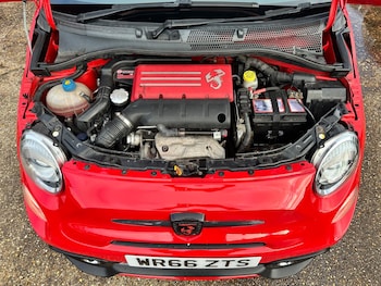 Used Abarth 595 2016 for sale - 76945975: Photo