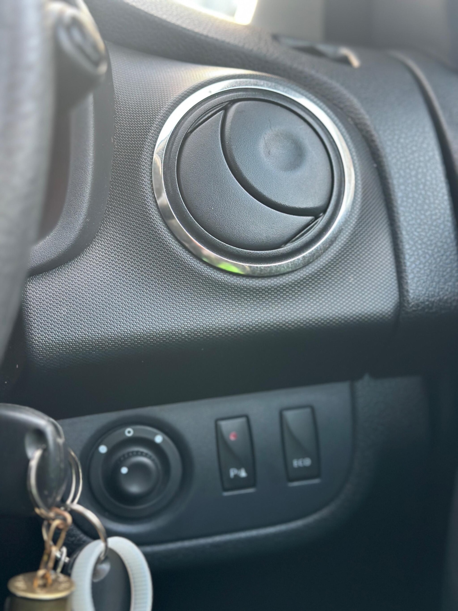 Used Dacia Sandero Stepway 2016 for sale - 76945973: Photo 12