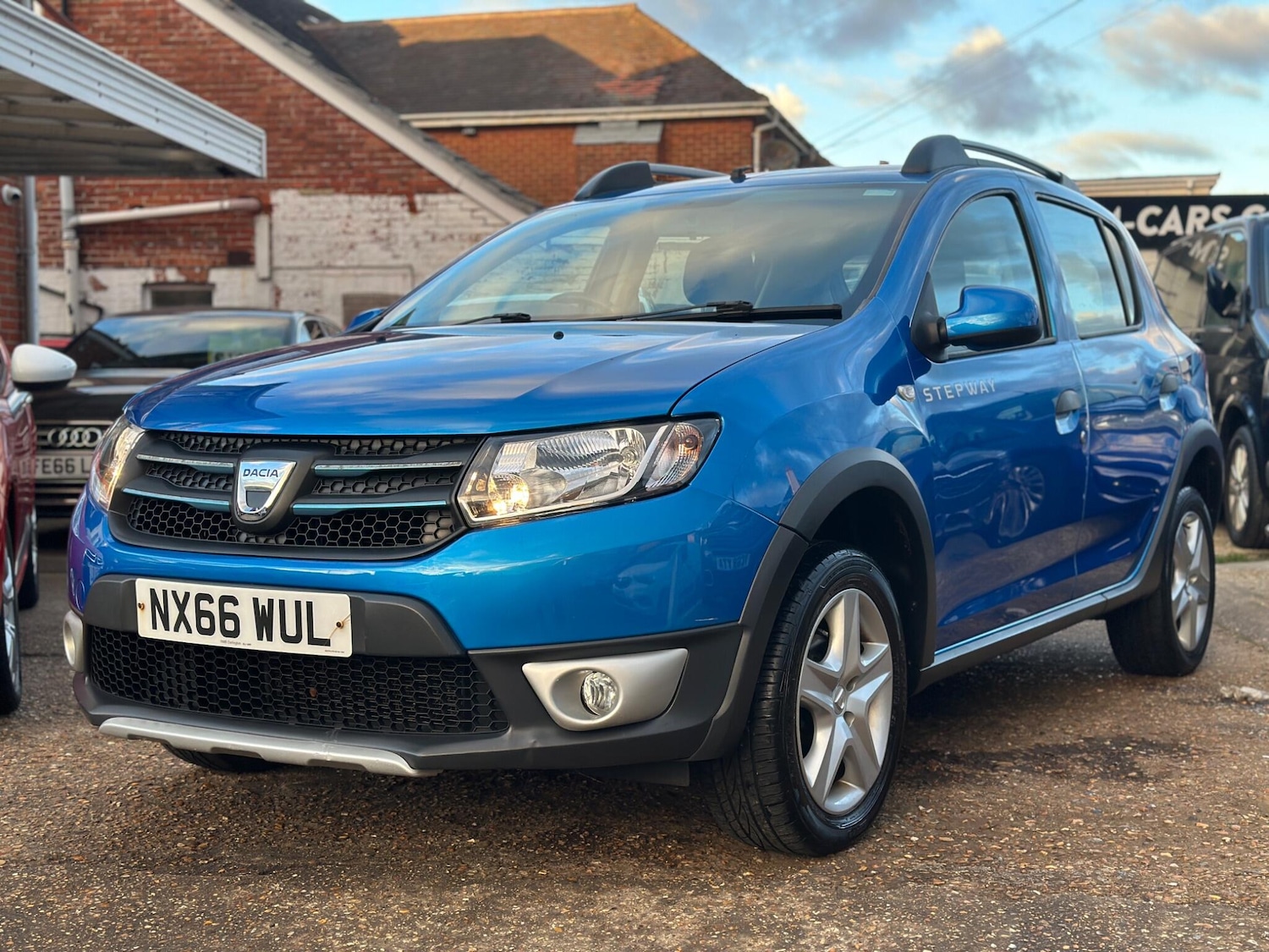 Used Dacia Sandero Stepway 2016 for sale - 76945973: Photo 8