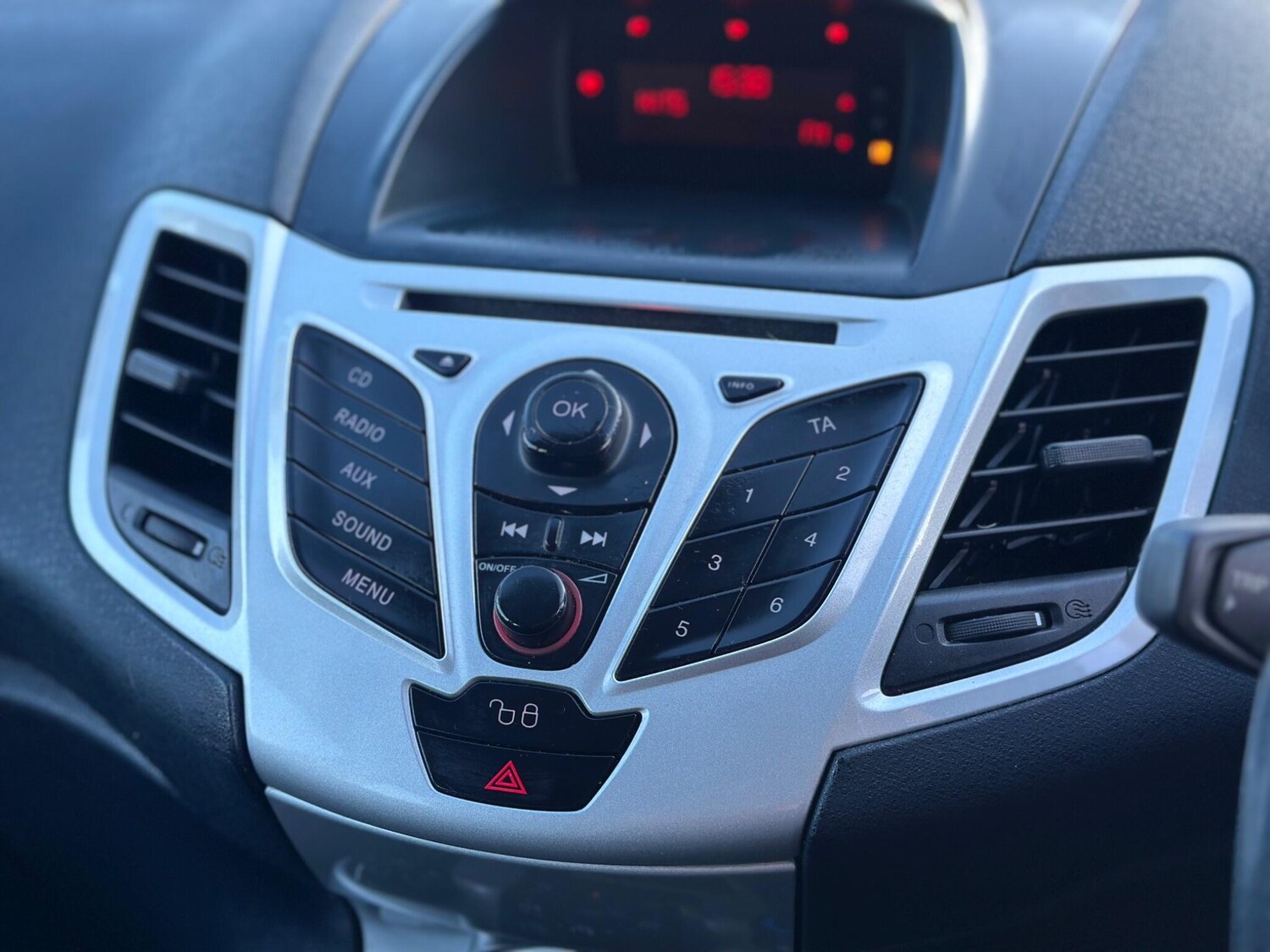 Used Ford Fiesta for sale - 77358857: Photo 15