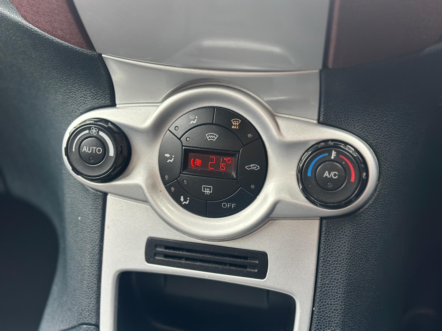 Used Ford Fiesta for sale - 77823646: Photo 17