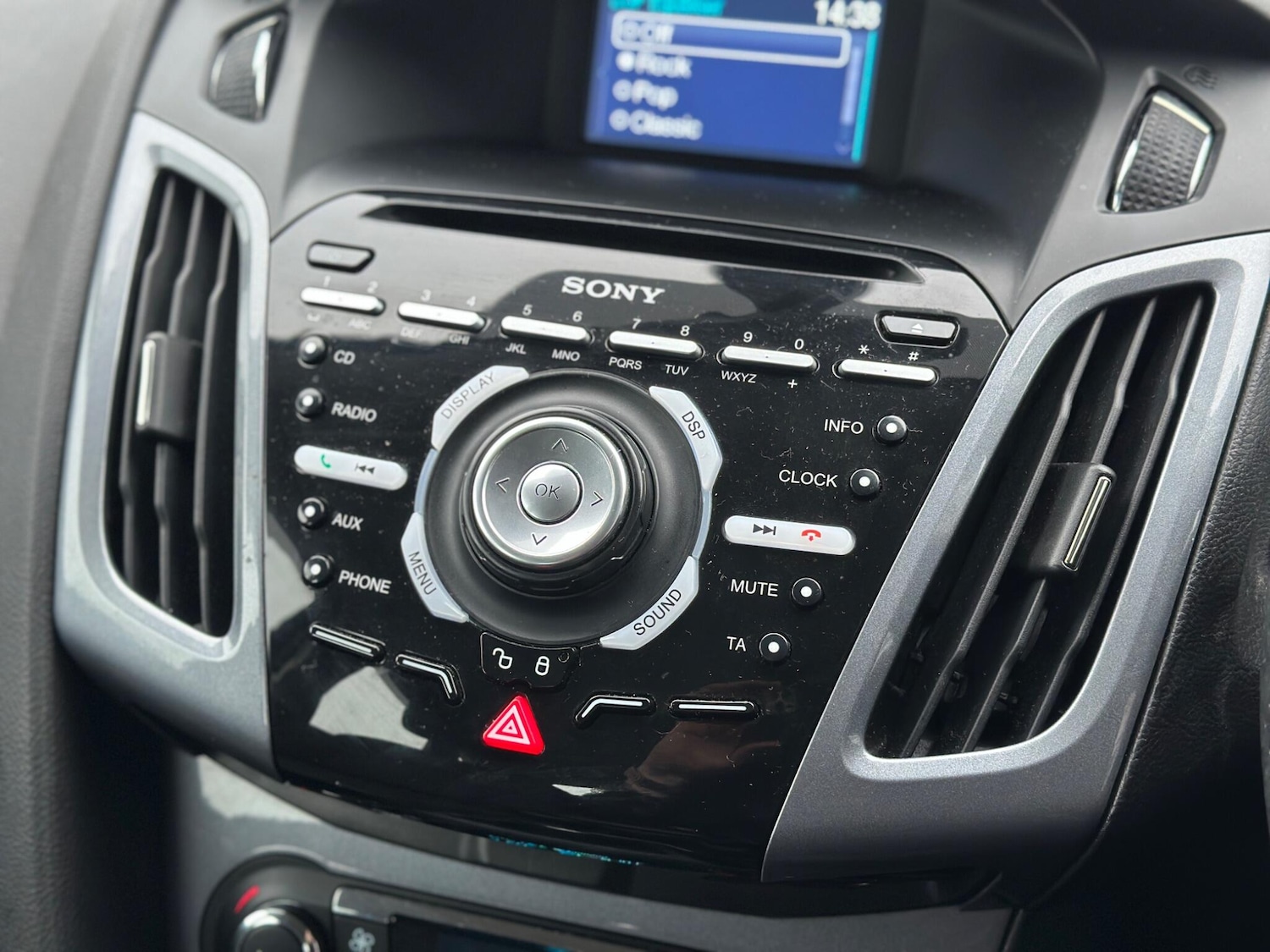 Used Ford Focus for sale - 77510363: Photo 18