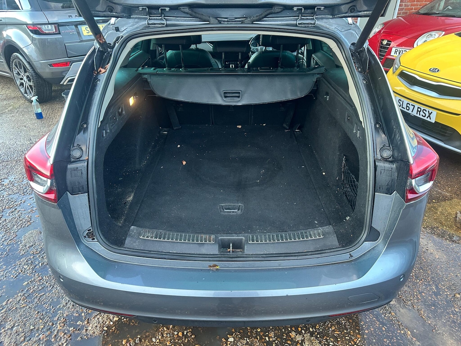 Used Vauxhall Insignia 2017 for sale - 77230217: Photo 8