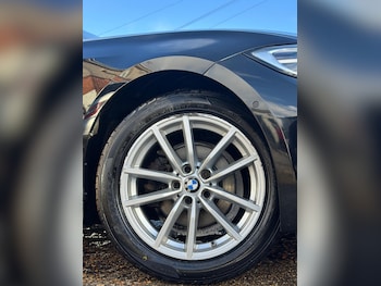 Used BMW 3 Series 2020 for sale - 77230329: Photo