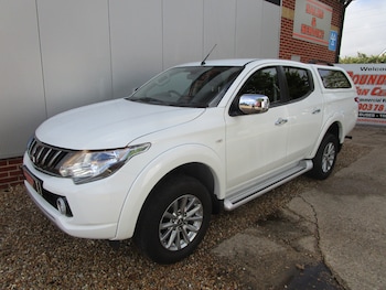 Mitsubishi - L200
