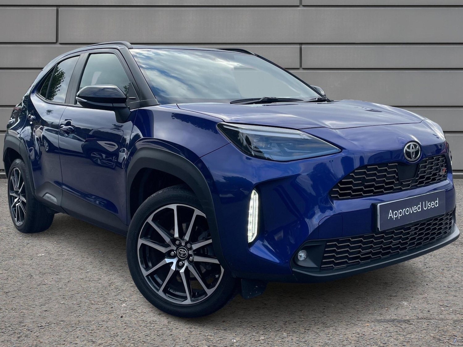 Used Toyota Yaris 2023 for sale - 76730603: Photo 1