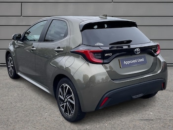 Used Toyota Yaris 2024 for sale - 76327802: Photo