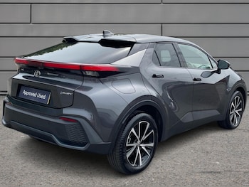 Used Toyota C-HR 2024 for sale - 76434204: Photo