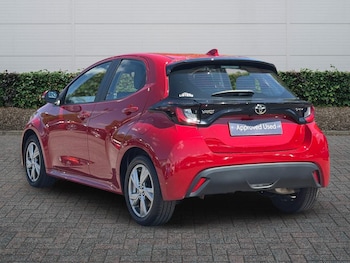 Used Toyota Yaris 2024 for sale - 79318357: Photo