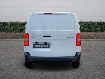 Used Toyota ProAce 2024 for sale - 76800700: Photo