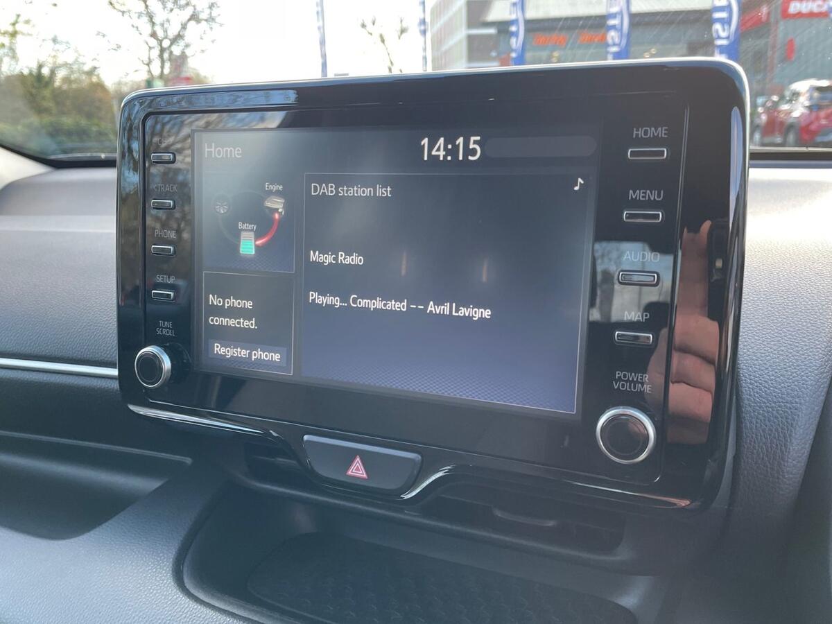 Used Toyota Yaris 2023 for sale - 76730686: Photo 11