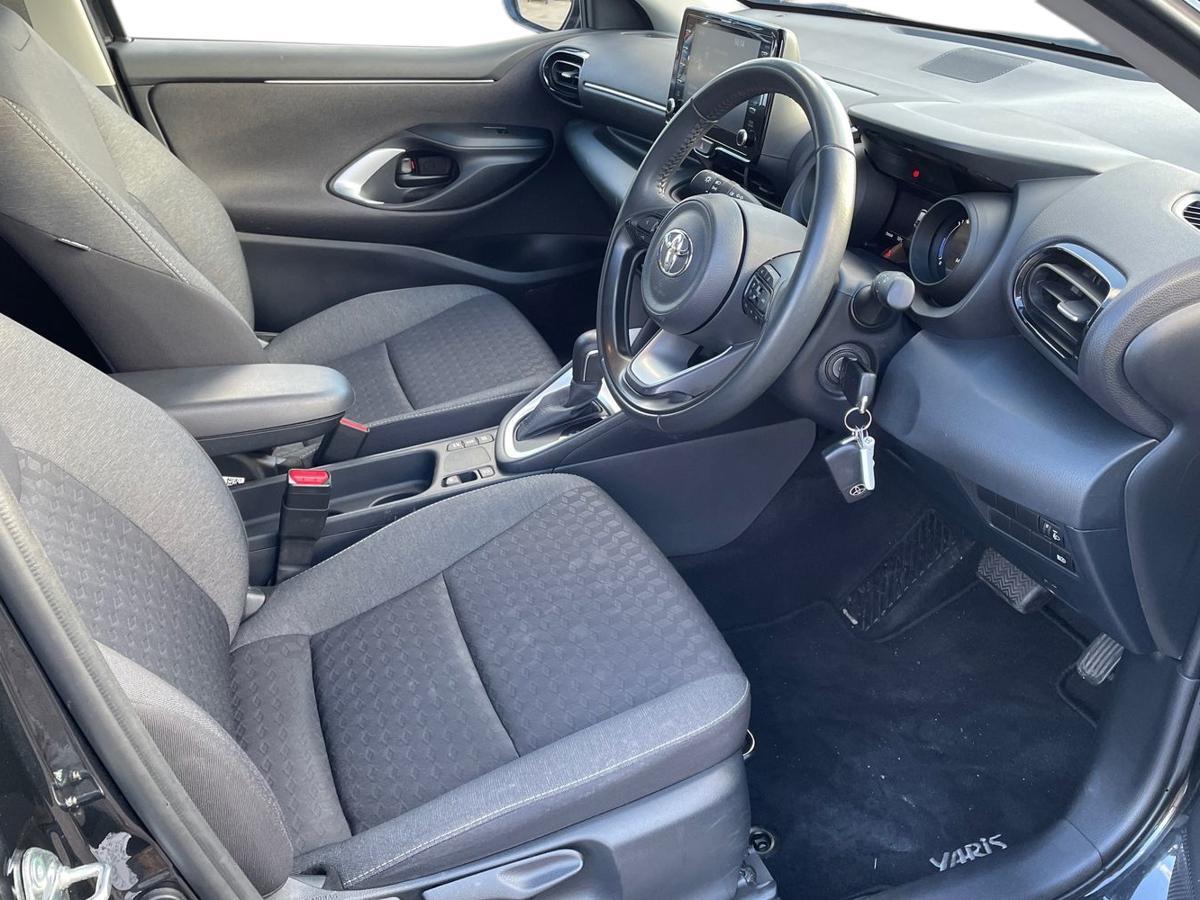 Used Toyota Yaris 2023 for sale - 76730686: Photo 12