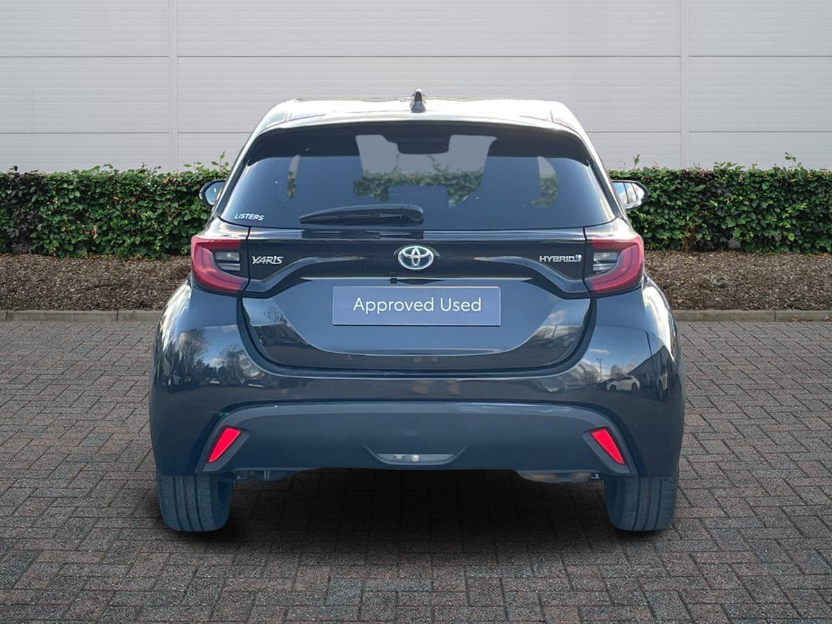 Used Toyota Yaris 2023 for sale - 76730686: Photo 4