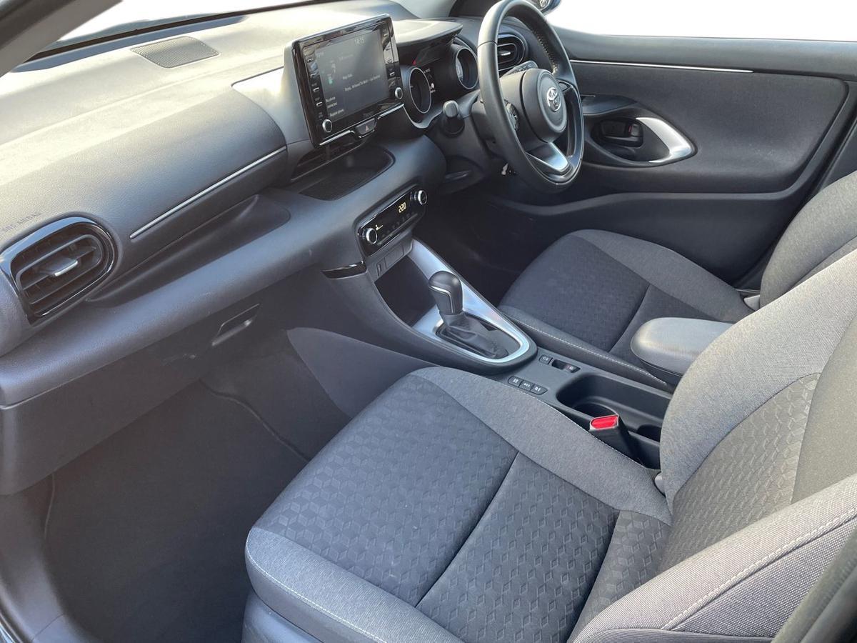 Used Toyota Yaris 2023 for sale - 76730686: Photo 7