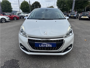 Used Peugeot 208 2017 for sale - 75636276: Photo