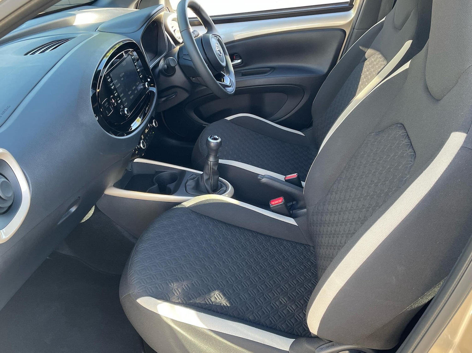 Used Toyota Aygo X 2022 for sale - 76154326: Photo 10
