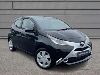 2016 (16) - 1.0 VVT-i X-Play 5dr