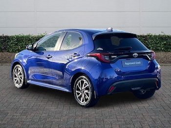 Used Toyota Yaris 2022 for sale - 76692765: Photo