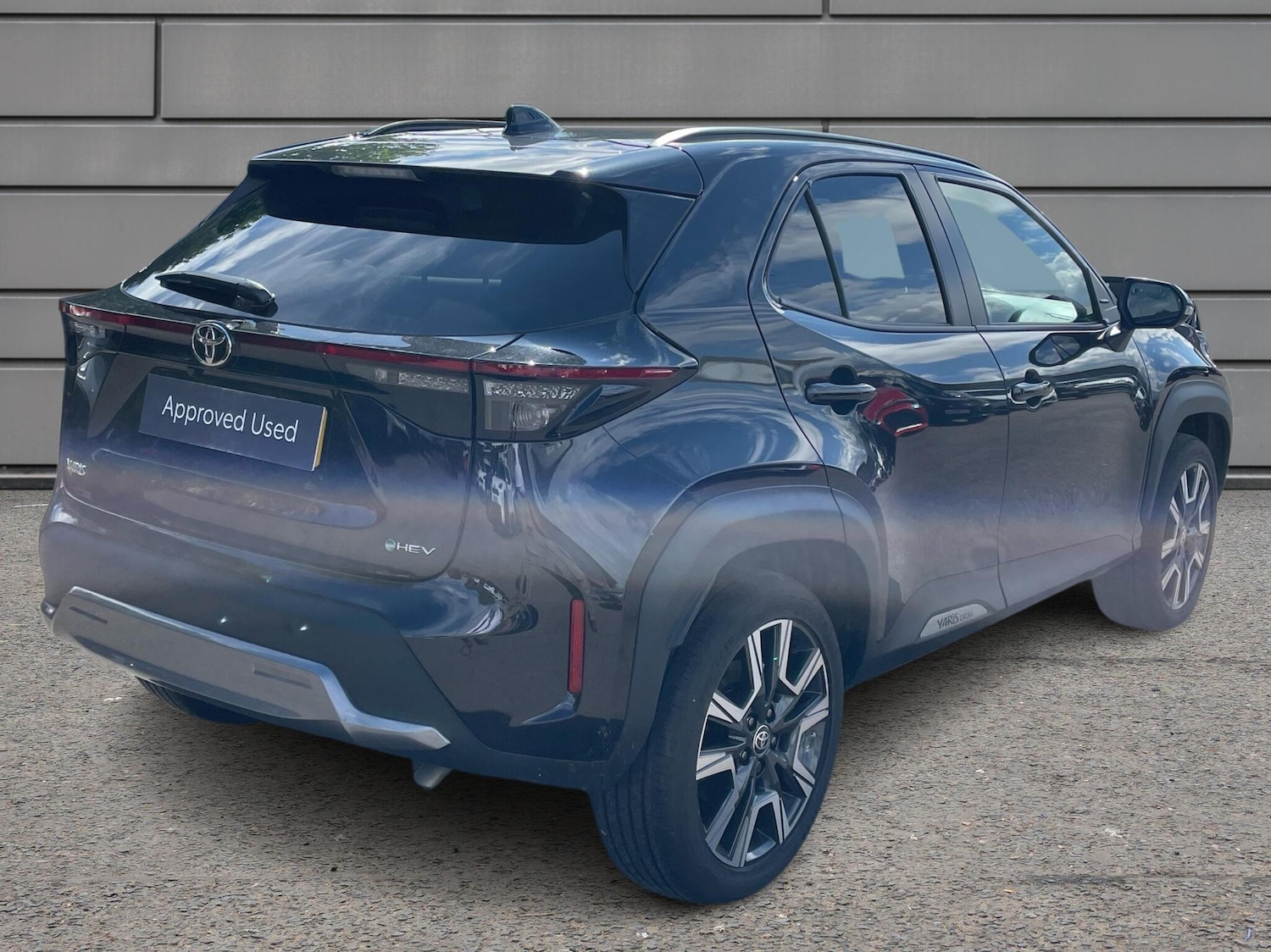 Used Toyota Yaris Cross 2025 for sale - 77013366: Photo 2