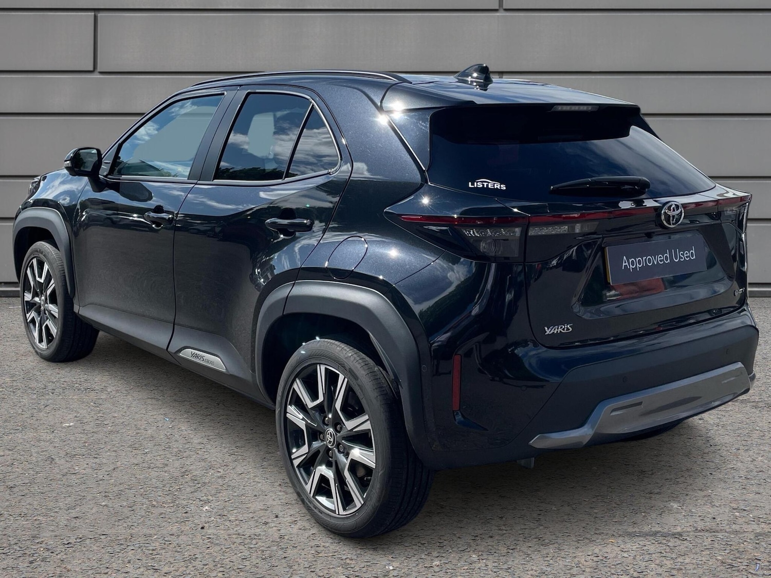 Used Toyota Yaris Cross 2025 for sale - 77013366: Photo 4