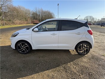 Used Hyundai i10 2021 for sale - 77193002: Photo