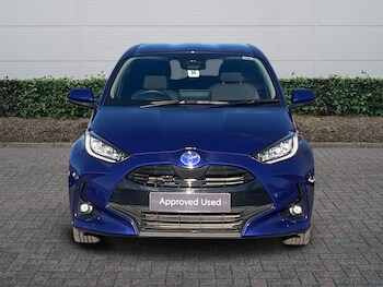 Used Toyota Yaris 2024 for sale - 77177563: Photo