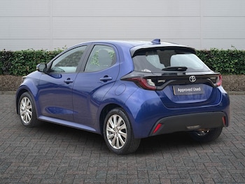 Used Toyota Yaris 2023 for sale - 77910631: Photo