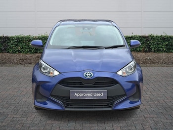 Used Toyota Yaris 2023 for sale - 77910631: Photo