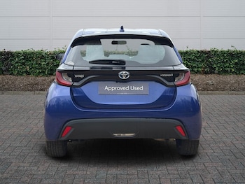 Used Toyota Yaris 2023 for sale - 77910631: Photo