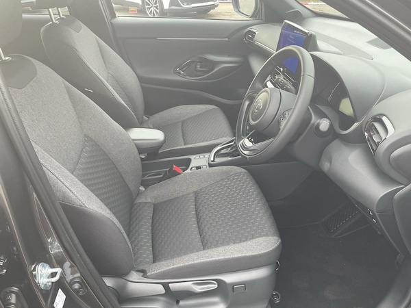 Used Toyota Yaris 2025 for sale - 76123853: Photo 11