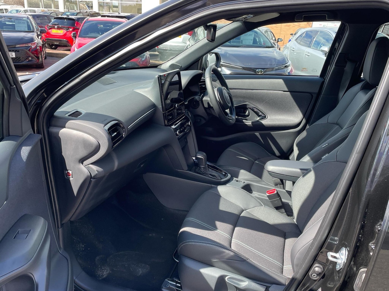 Used Toyota Yaris Cross 2025 for sale - 77060094: Photo 10