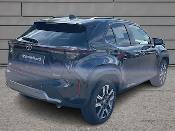 Used Toyota Yaris Cross 2025 for sale - 77060094: Photo