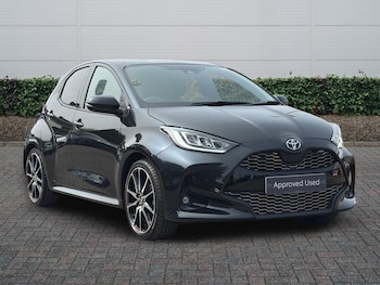 Used Toyota Yaris 2023 for sale - 79203387: Photo