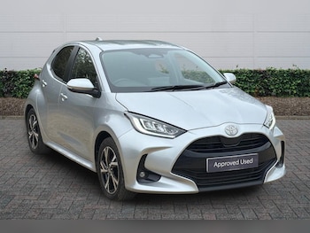 Used Toyota Yaris 2024 for sale - 78186472: Photo