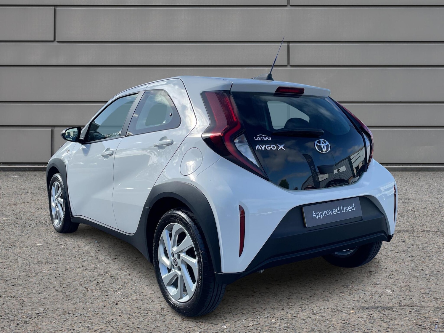 Used Toyota Aygo X 2024 for sale - 76111695: Photo 4