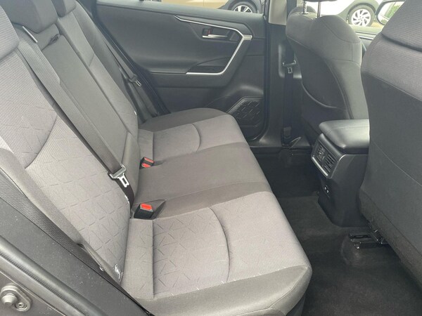 Used Toyota RAV4 2020 for sale - 76180099: Photo 13