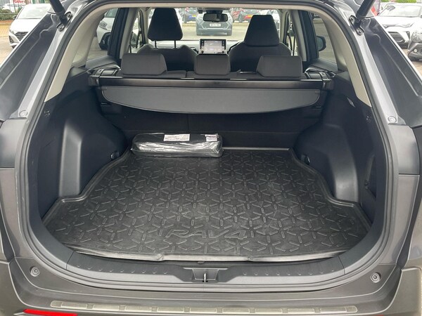 Used Toyota RAV4 2020 for sale - 76180099: Photo 14