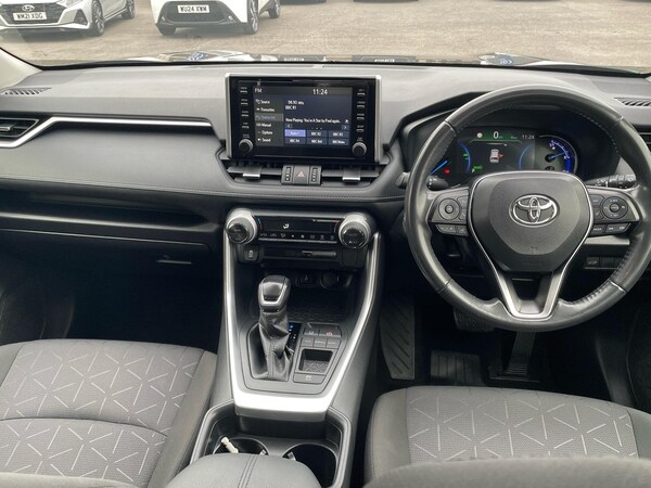 Used Toyota RAV4 2020 for sale - 76180099: Photo 5