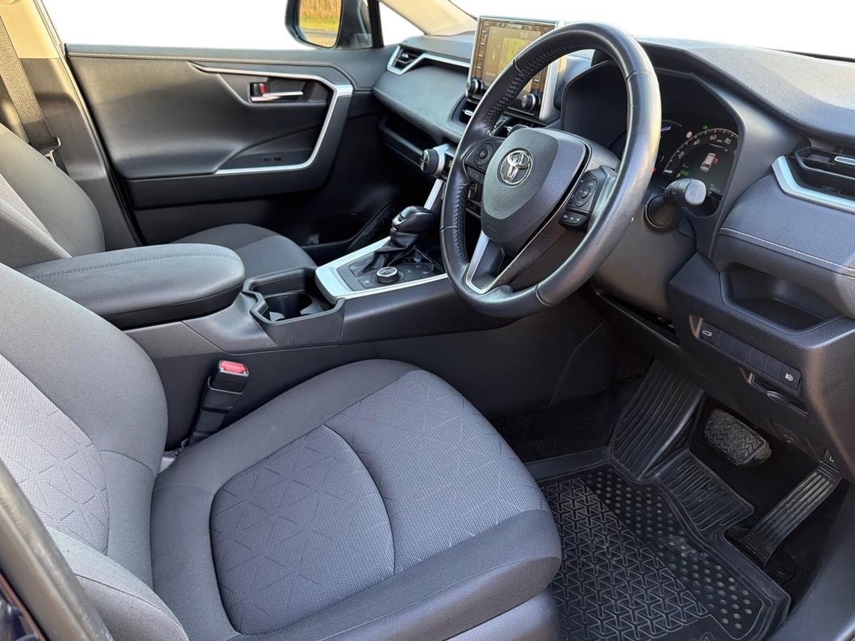 Used Toyota RAV4 2021 for sale - 77013648: Photo 12