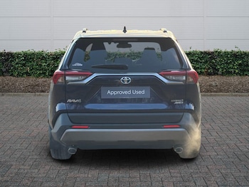 Used Toyota RAV4 2021 for sale - 77013648: Photo