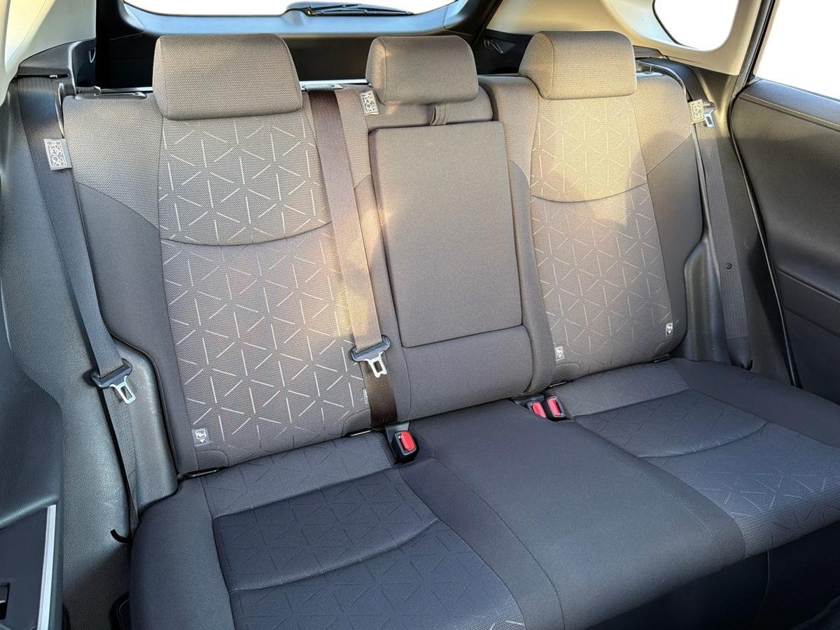 Used Toyota RAV4 2021 for sale - 77013648: Photo 9